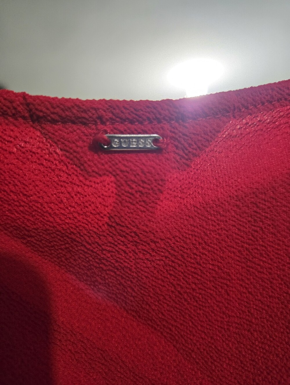 Guess Red Ruffle V-Neck Crop Top Size Small - Picture 7 of 12
